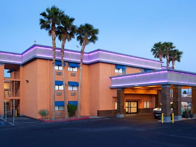 Vegas casinos without resort fees