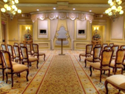 Weddings at the Luxor Hotel in Las Vegas