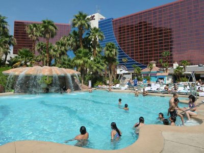 rio-las-vegas-pool