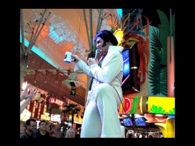 tyler-james-as-elvis-las-vegas