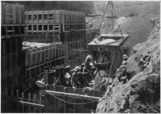 hoover dam construction pictures