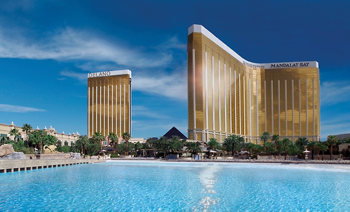 Mandalay Bay Resort and Casino - Reviews & Best Rate Guaranteed, Vegas.com