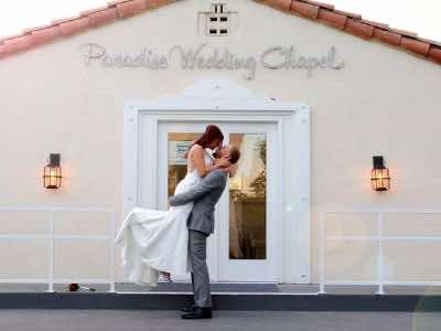 Quickie Las Vegas Wedding at Paradise Wedding Chapel