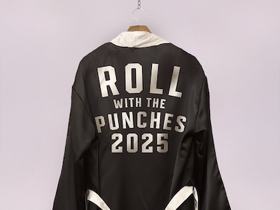 Roll with the punches show by Bryan Adams