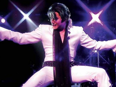trent-carlini-elvis-impersonator