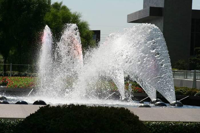 aria-fountains-las-vegas