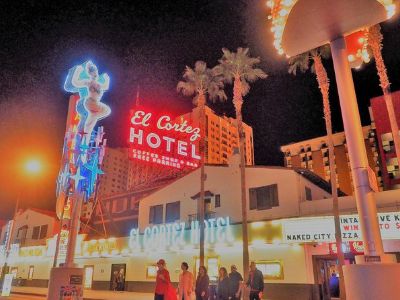 Dazzling-Twilight-Tour-Downtown-Las-Vegas