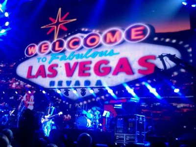 Downtown Walking Tour with Professional Photographer Las Vegas